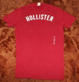 Camiseta Hollister na cor Vinho Tamanho L